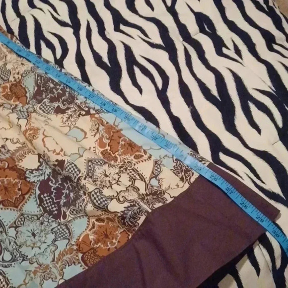 2/$25 - Floral Patterned Women's Skirt - Picture 6 of 8